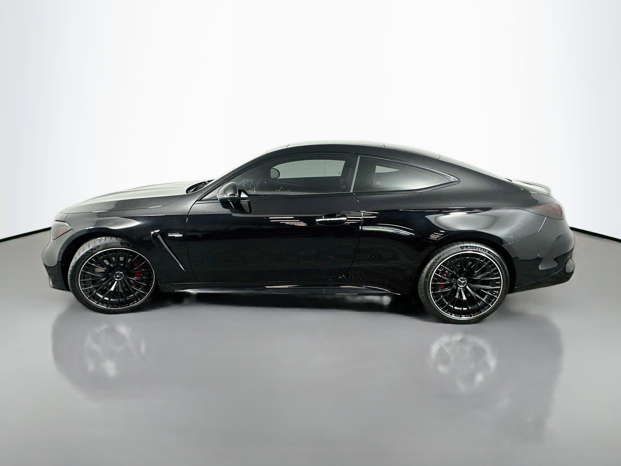 Used 2025 Mercedes-Benz CLE 53 AMG 4MATIC Coupe image 4