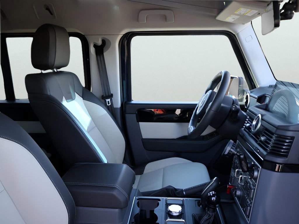 Used 2025 INEOS Grenadier Fieldmaster Edition image 14