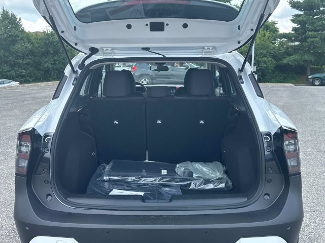 New 2026 Nissan Kicks S FWD image 13