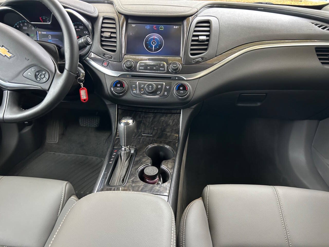 Used 2014 Chevrolet Impala LT w/ Convenience Package FWD image 23