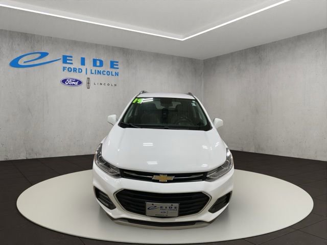 Used 2019 Chevrolet Trax LT w/ LT Convenience Package image 6
