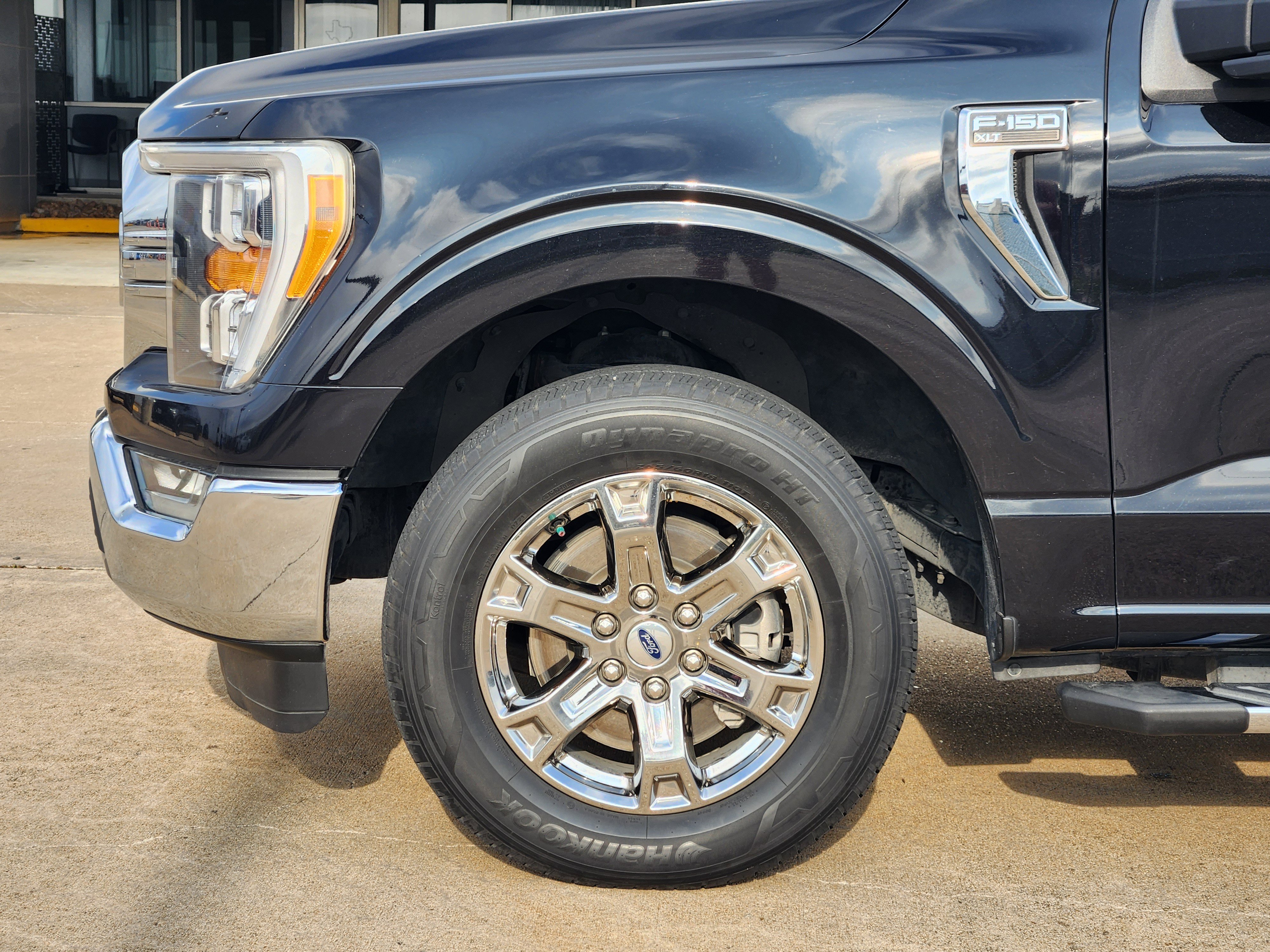 Used 2021 Ford F150 XLT w/ Equipment Group 302A High RWD image 9