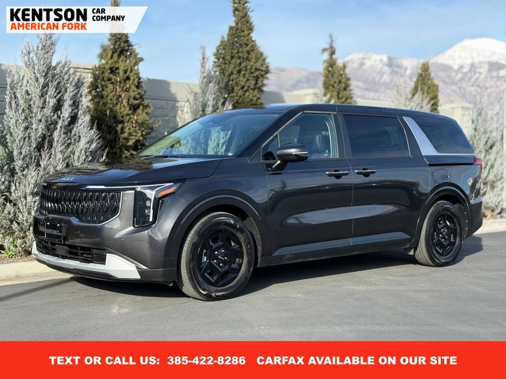 Used 2025 Kia Carnival