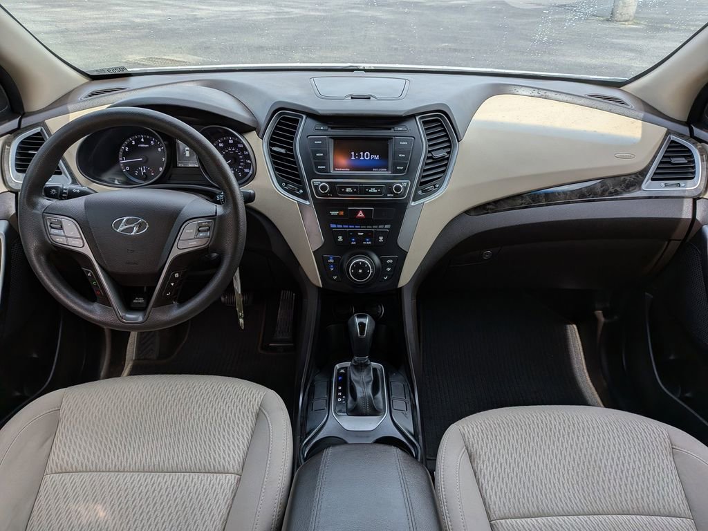 Used 2017 Hyundai Santa Fe Sport image 16