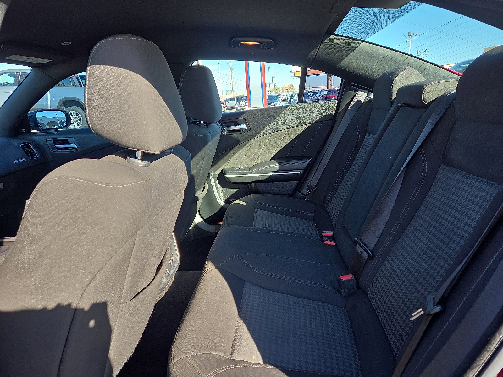 Used 2023 Dodge Charger SXT image 8