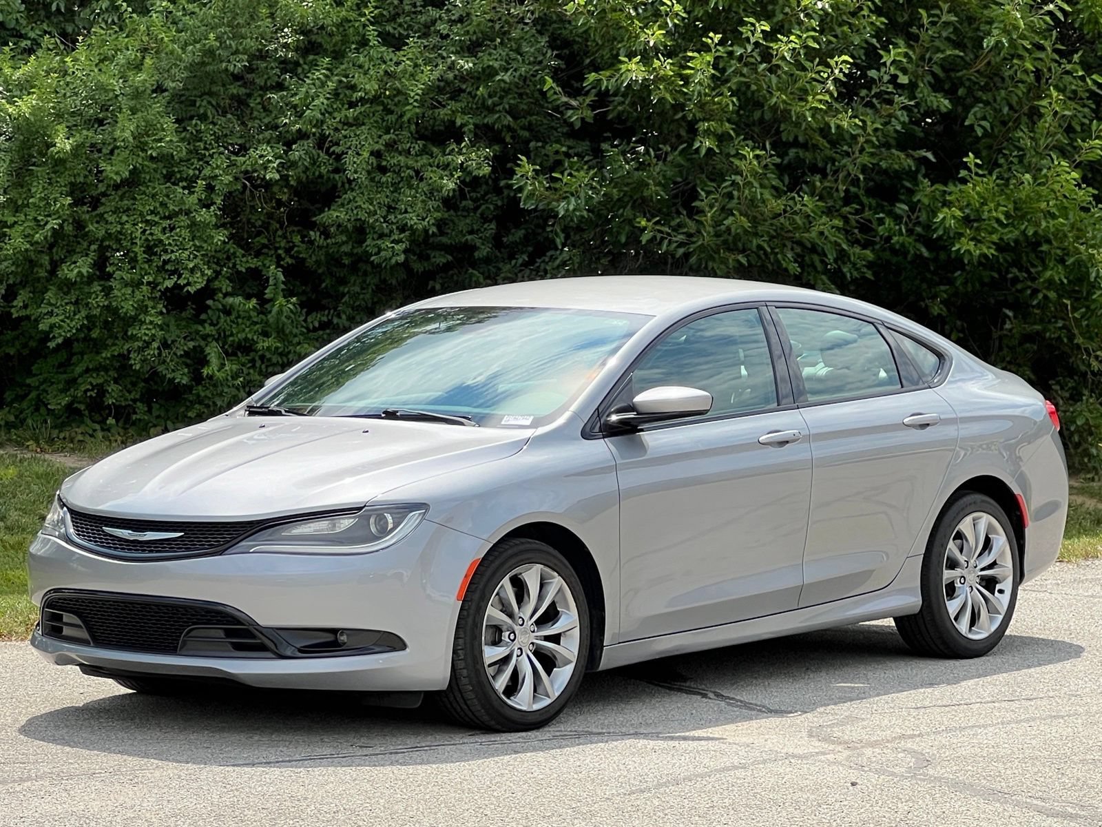 Used 2015 Chrysler 200 S w/ Comfort Group
