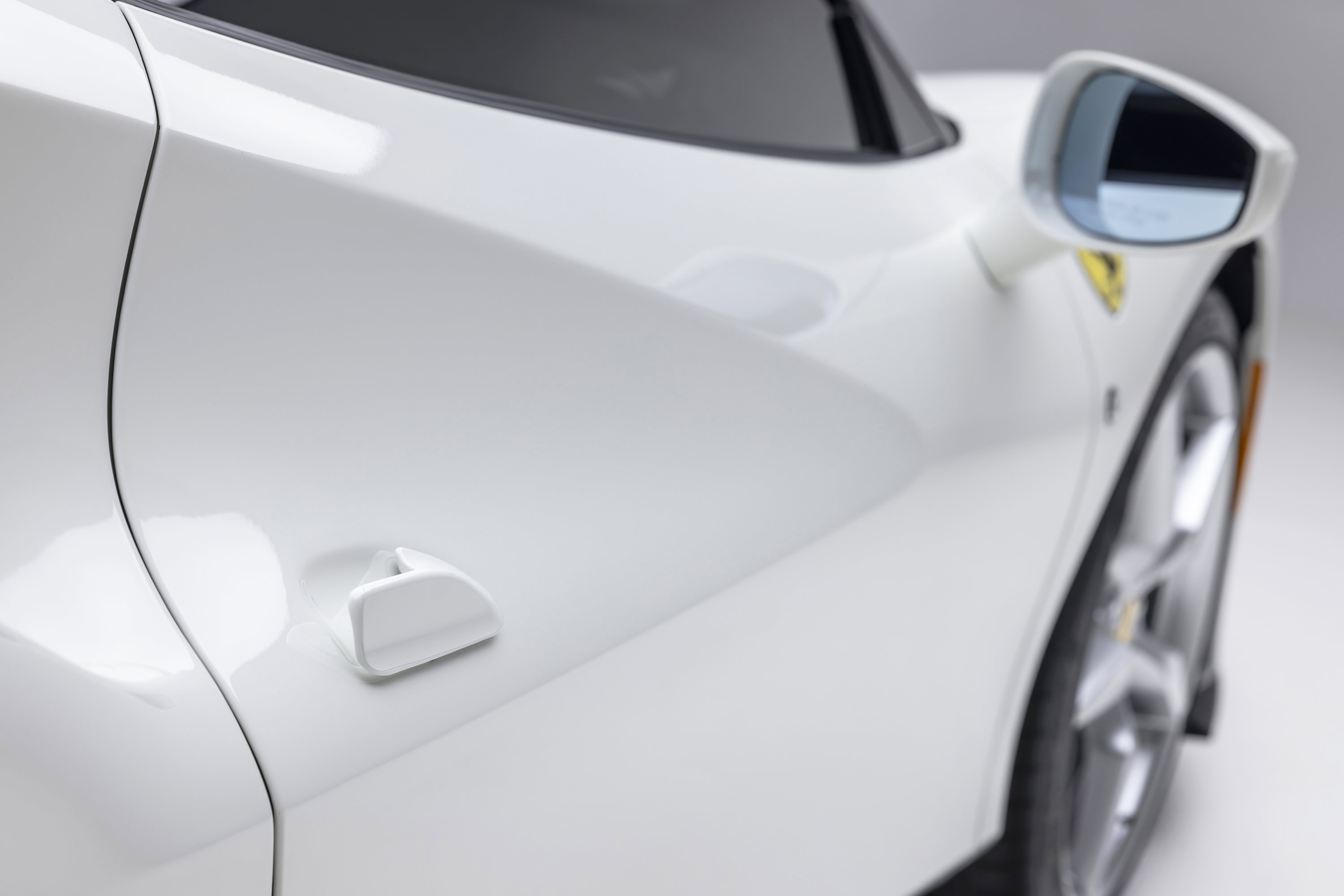 Certified 2022 Ferrari F8 Tributo RWD image 24