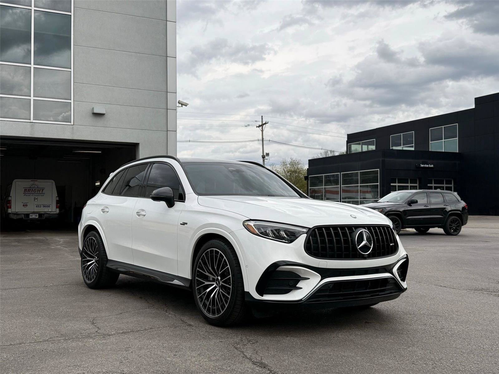 Used 2026 Mercedes-Benz GLC 43 AMG 4MATIC image 11