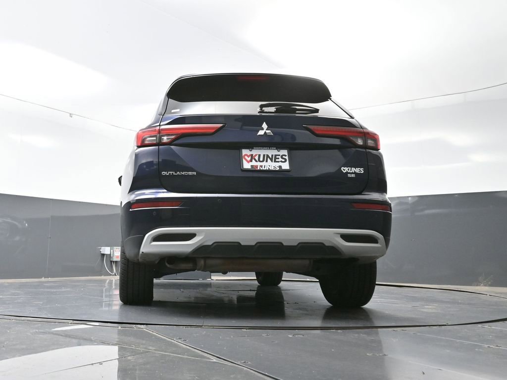 Used 2024 Mitsubishi Outlander AWD image 56