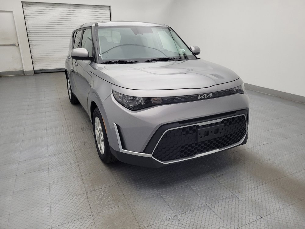 Used 2025 Kia Soul LX image 14
