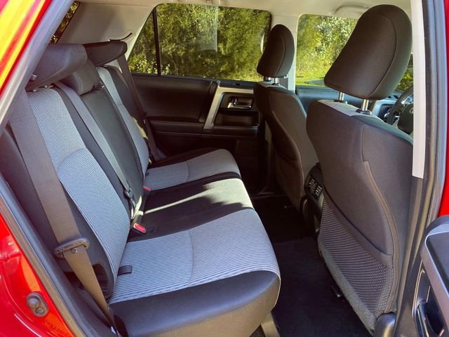 Used 2021 Toyota 4Runner SR5 image 34