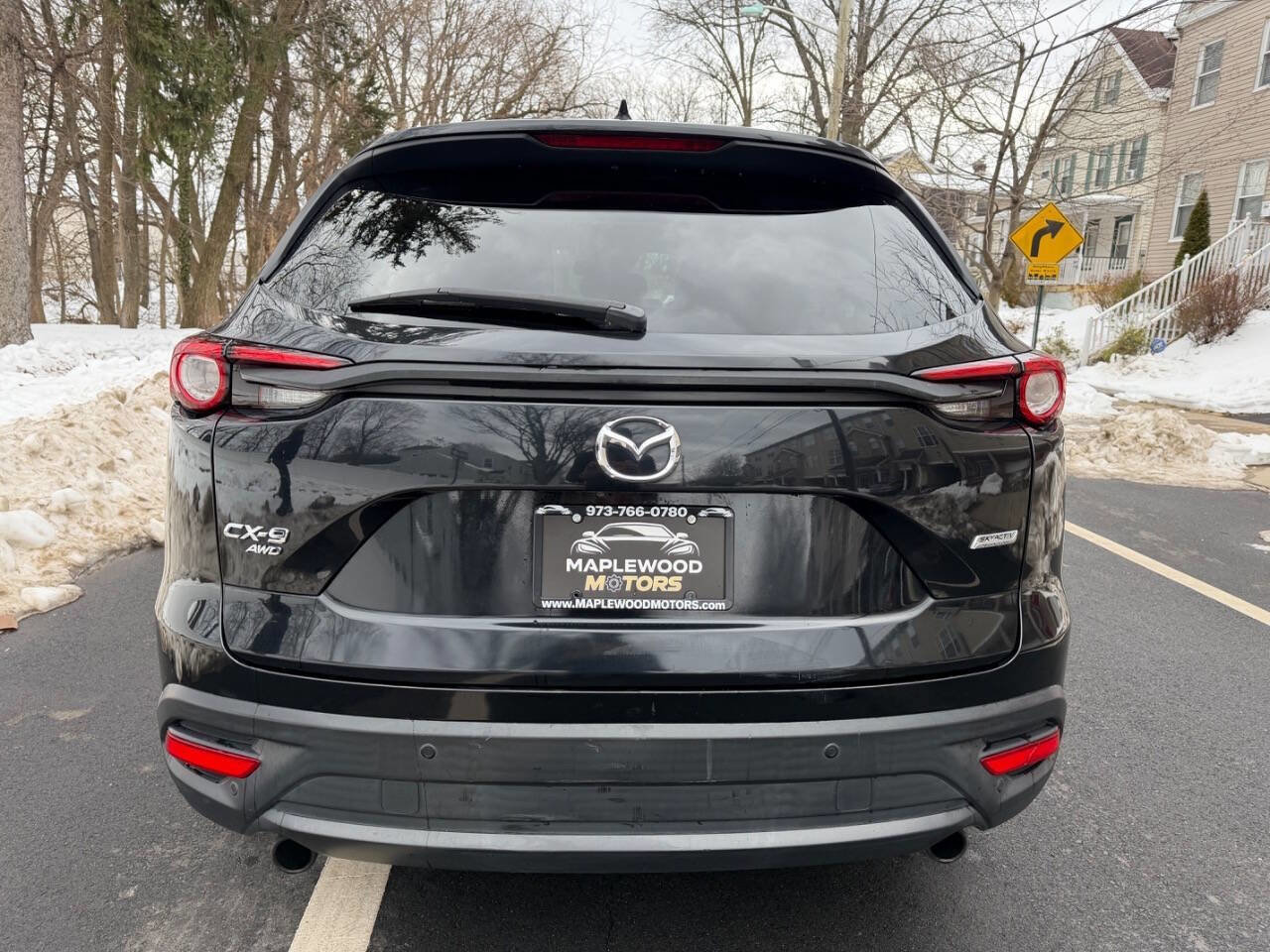 Used 2018 MAZDA CX-9 Touring w/ Touring Premium Package image 6