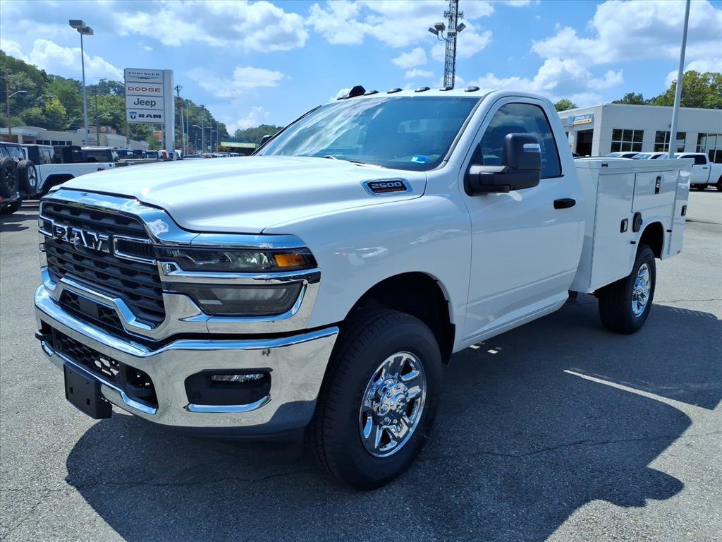 New 2026 RAM 2500 Tradesman w/ Chrome Appearance Group AWD/4WD image 8