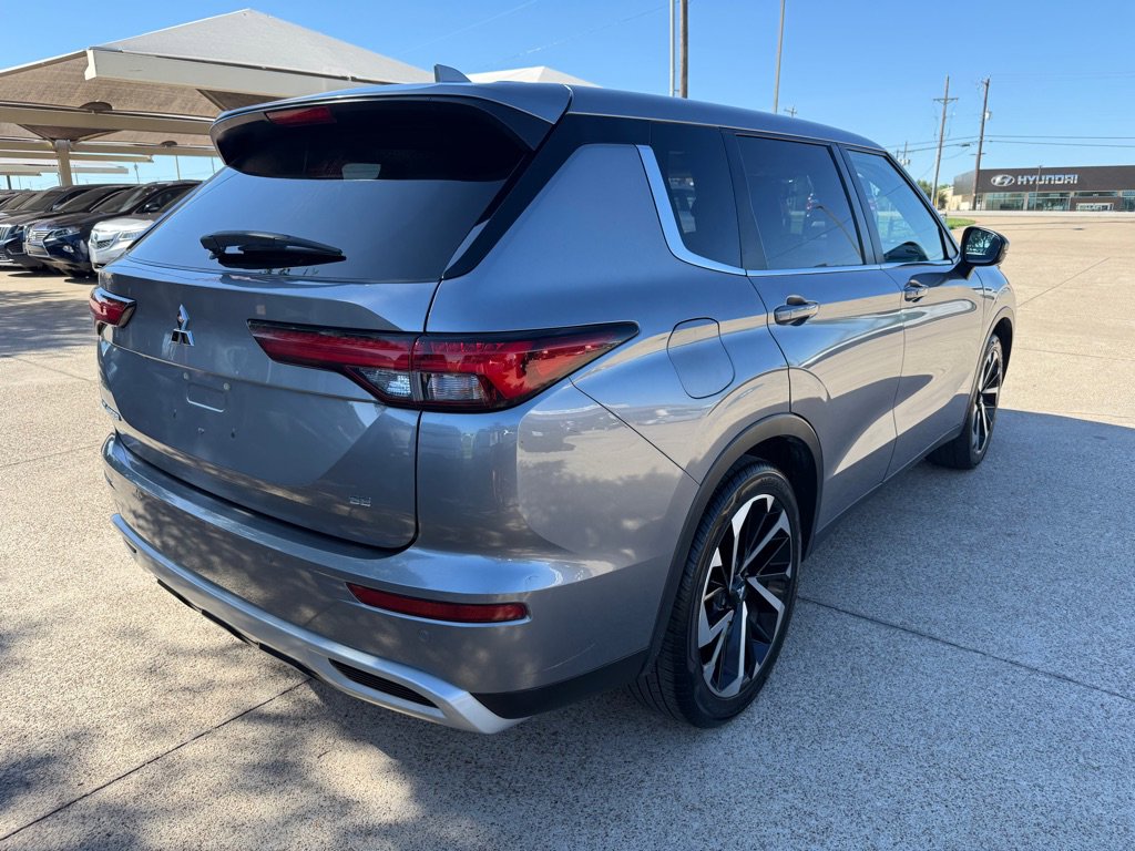 Used 2022 Mitsubishi Outlander SE FWD image 7