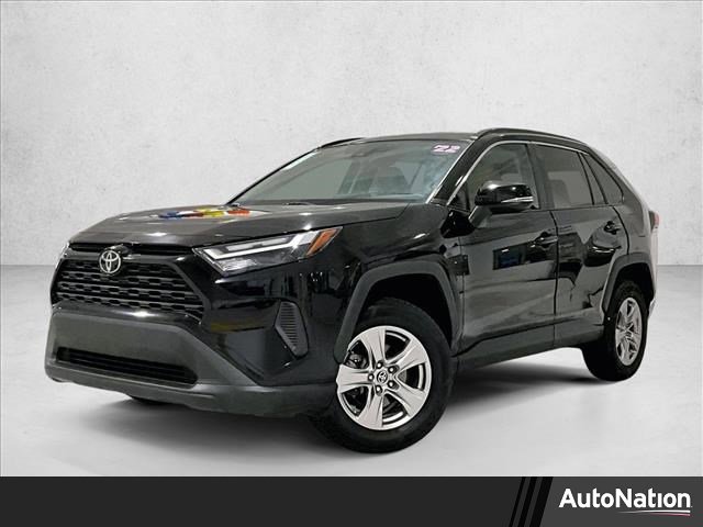 Used 2022 Toyota RAV4 XLE w/ Convenience Package FWD image 1