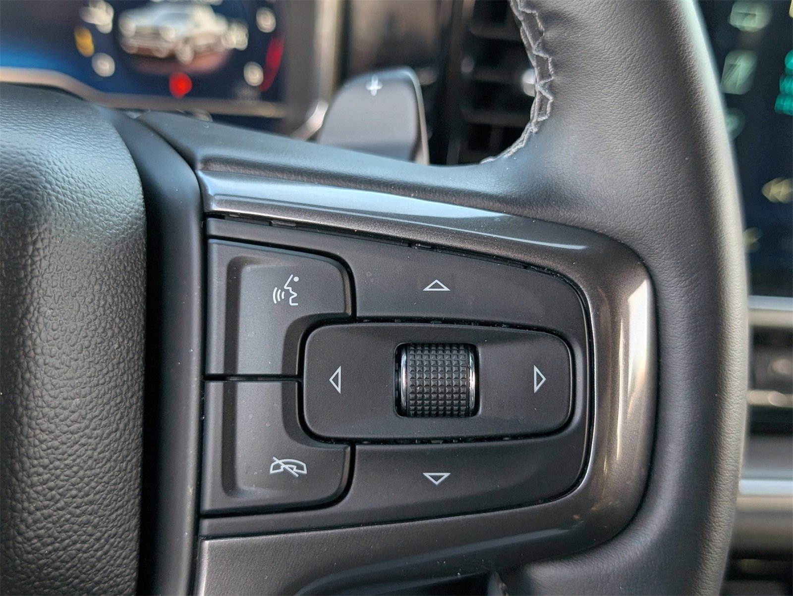 Used 2024 Chevrolet Silverado 1500 High Country w/ Z71 Off-Road Package image 24