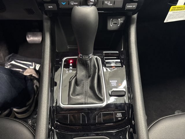 New 2026 Jeep Compass Latitude AWD/4WD image 32