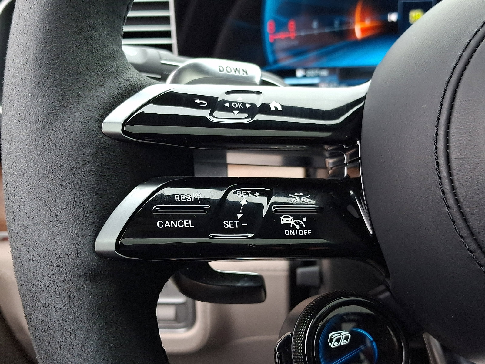 Used 2024 Mercedes-Benz GLE 53 AMG 4MATIC Coupe image 21