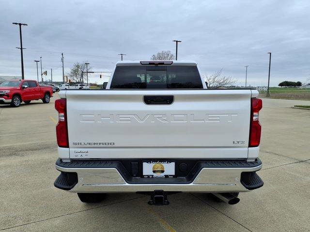 Used 2024 Chevrolet Silverado 2500 LTZ w/ LTZ Convenience Package AWD/4WD image 18