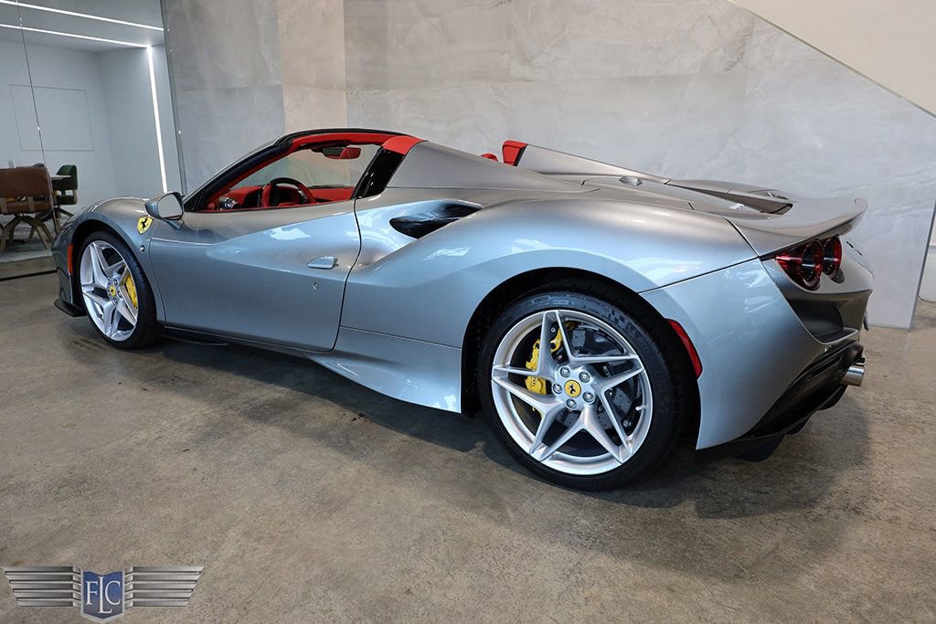 Used 2021 Ferrari F8 Tributo RWD image 50