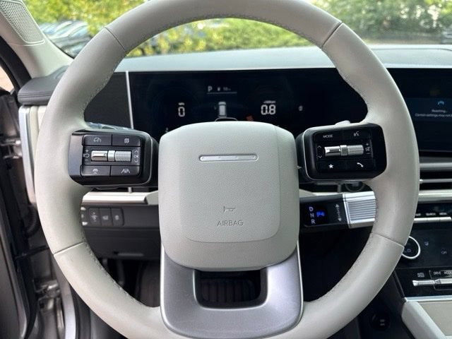 Used 2025 Hyundai Santa Fe SEL AWD/4WD image 7
