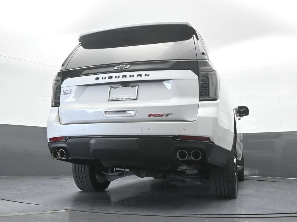 Used 2025 Chevrolet Suburban RST w/ Comfort Package RWD image 72