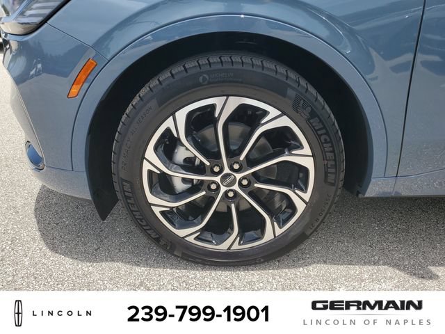 New 2026 Lincoln Nautilus Reserve AWD/4WD image 12