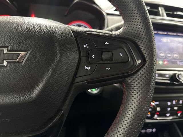 Used 2023 Chevrolet TrailBlazer RS w/ Sun and Liftgate Package image 13