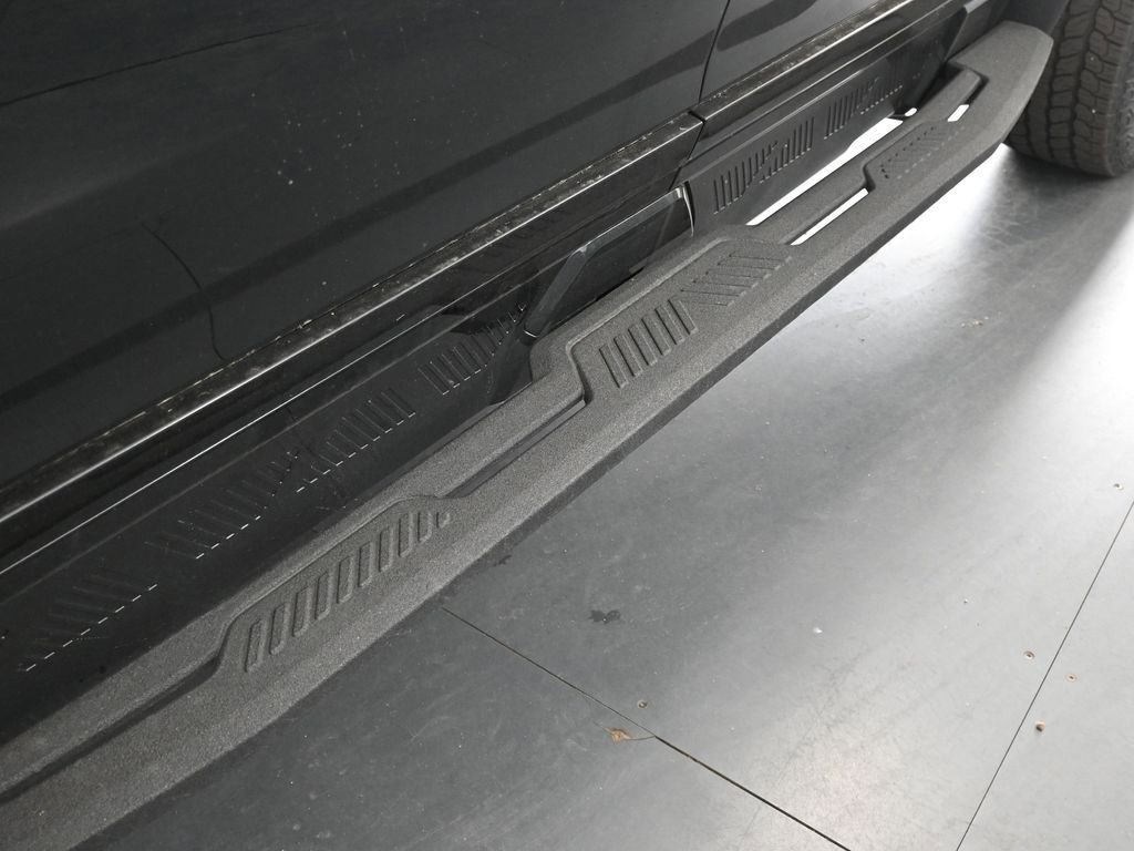 New 2025 GMC Hummer EV 2X w/ LPO, Dark Essentials Package image 12