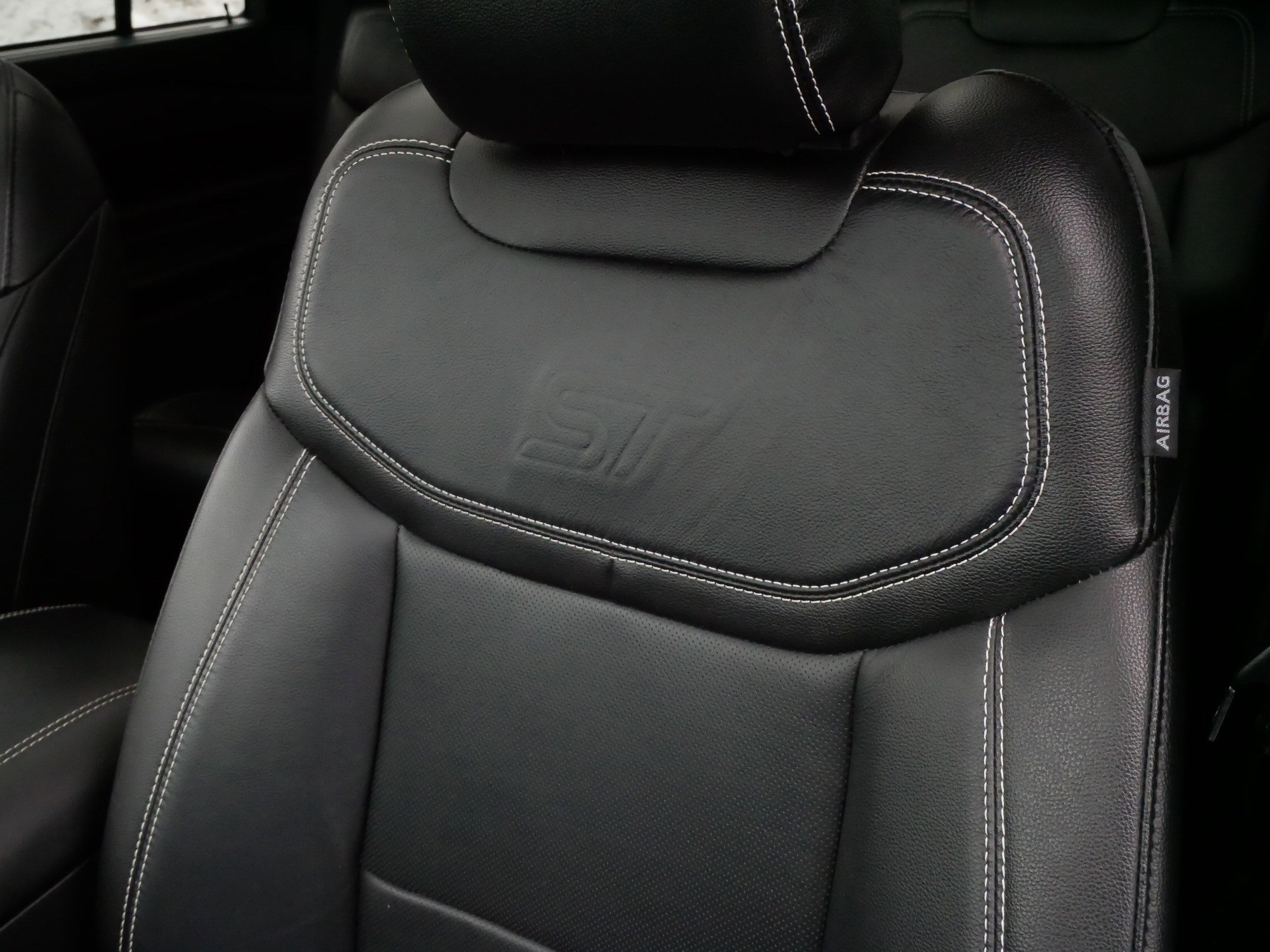 Used 2021 Ford Explorer ST w/ Equipment Group 401A image 32