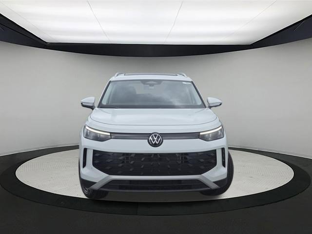 New 2026 Volkswagen Tiguan SE AWD/4WD image 2