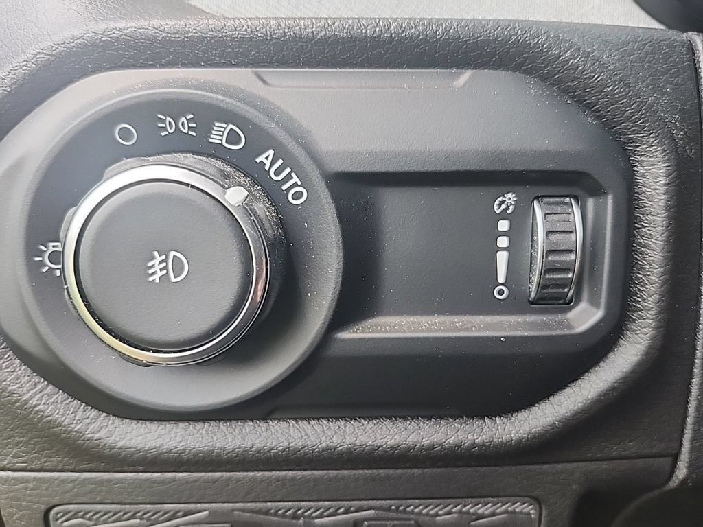 Certified 2024 Jeep Wrangler Sport AWD/4WD image 13