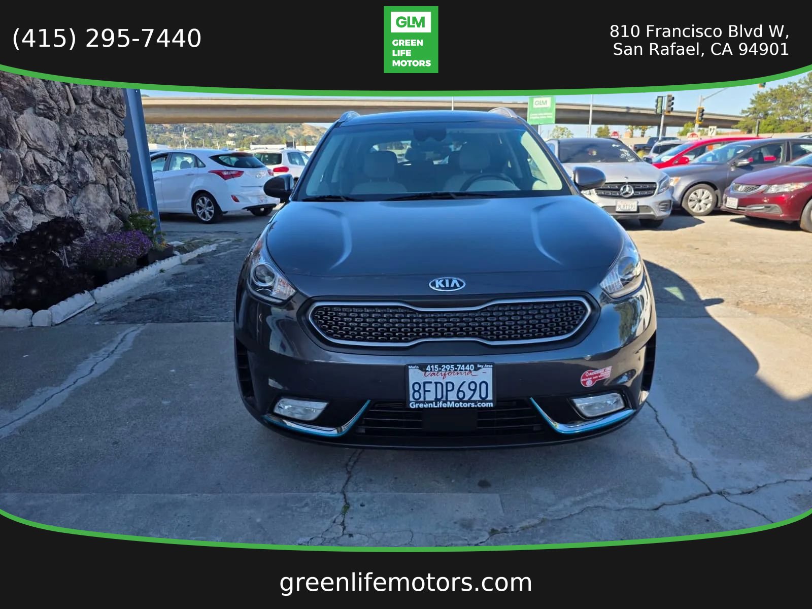 Used 2018 Kia Niro LX FWD image 2