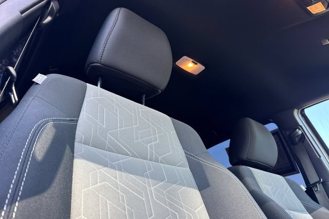 Used 2021 Toyota Tacoma TRD Off-Road w/ Technology Package RWD image 19