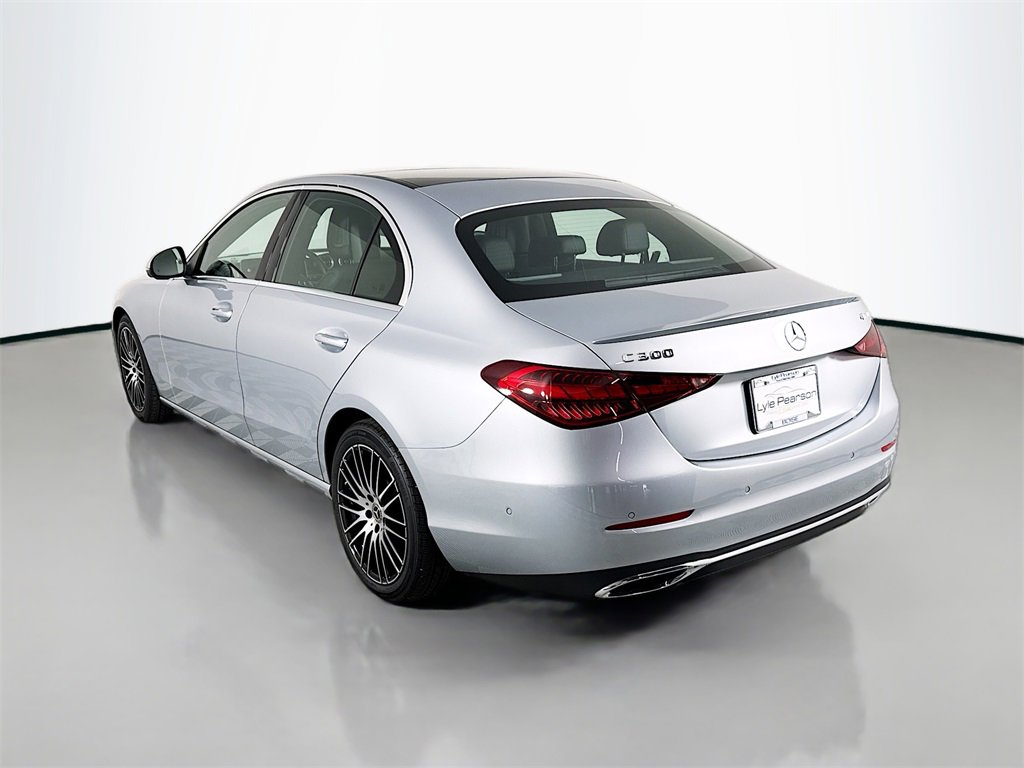 Used 2025 Mercedes-Benz C 300 4MATIC Sedan image 3