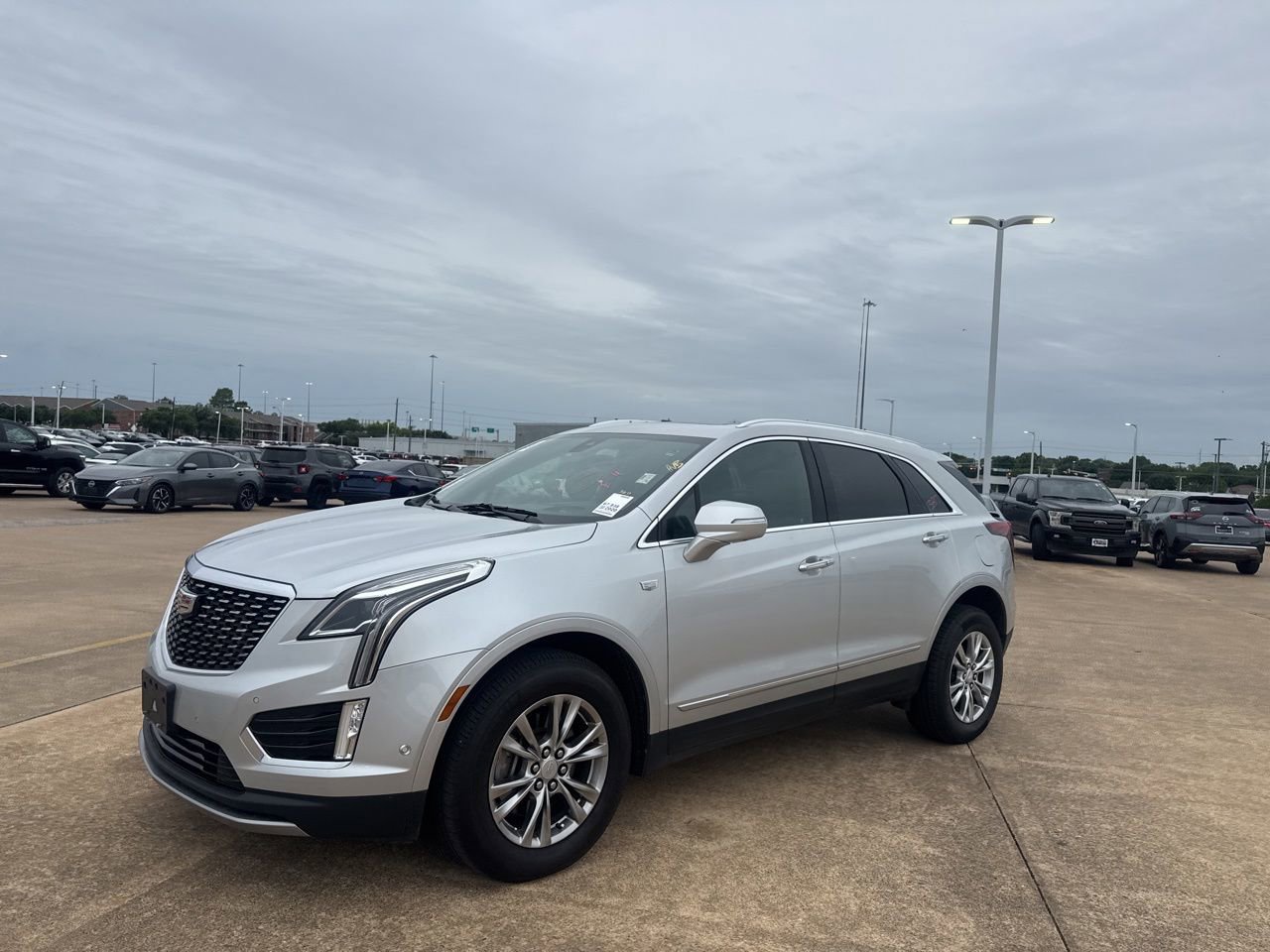 Used 2020 Cadillac XT5 Premium Luxury FWD image 8