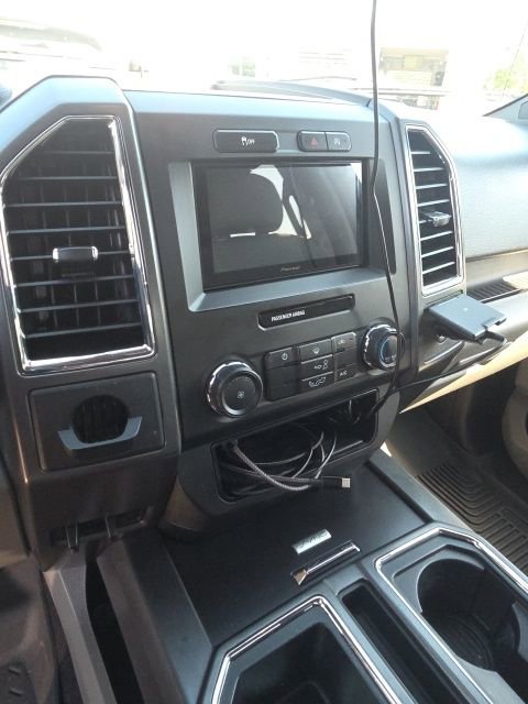 Used 2016 Ford F150 XLT image 8