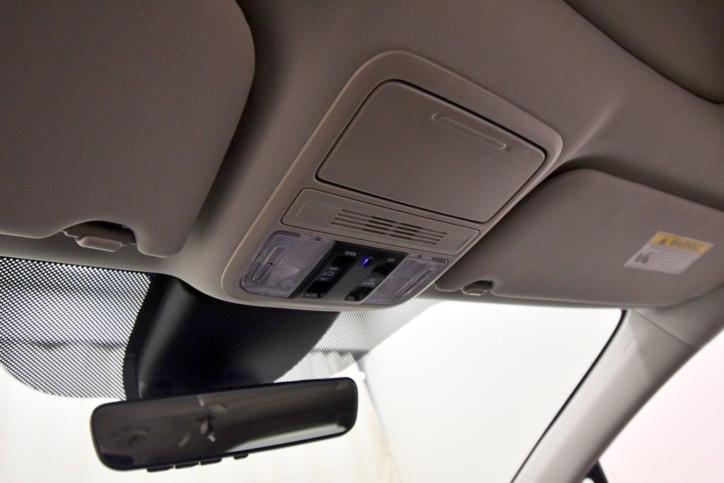 Certified 2025 Honda Odyssey Elite image 30