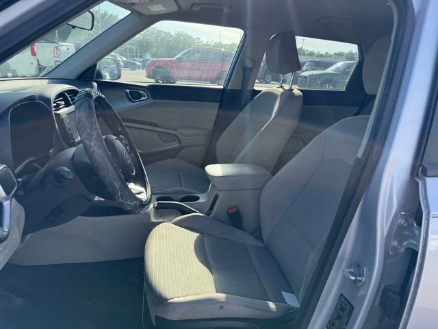 Used 2020 Kia Soul S image 19