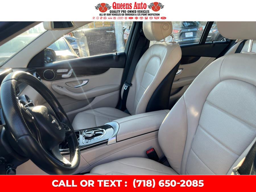 Used 2017 Mercedes-Benz C 300 4MATIC Sedan image 8
