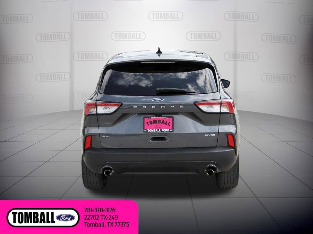 Certified 2022 Ford Escape SE w/ SE Sport Appearance Package image 6