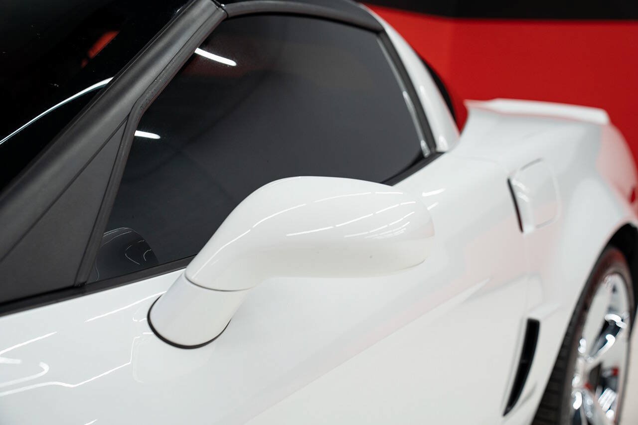 Used 2013 Chevrolet Corvette Grand Sport w/ 2LT Preferred Equipment Group RWD image 41