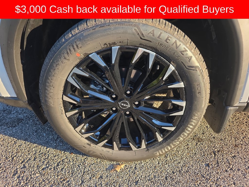 New 2027 Nissan Rogue Dark Armor FWD image 6