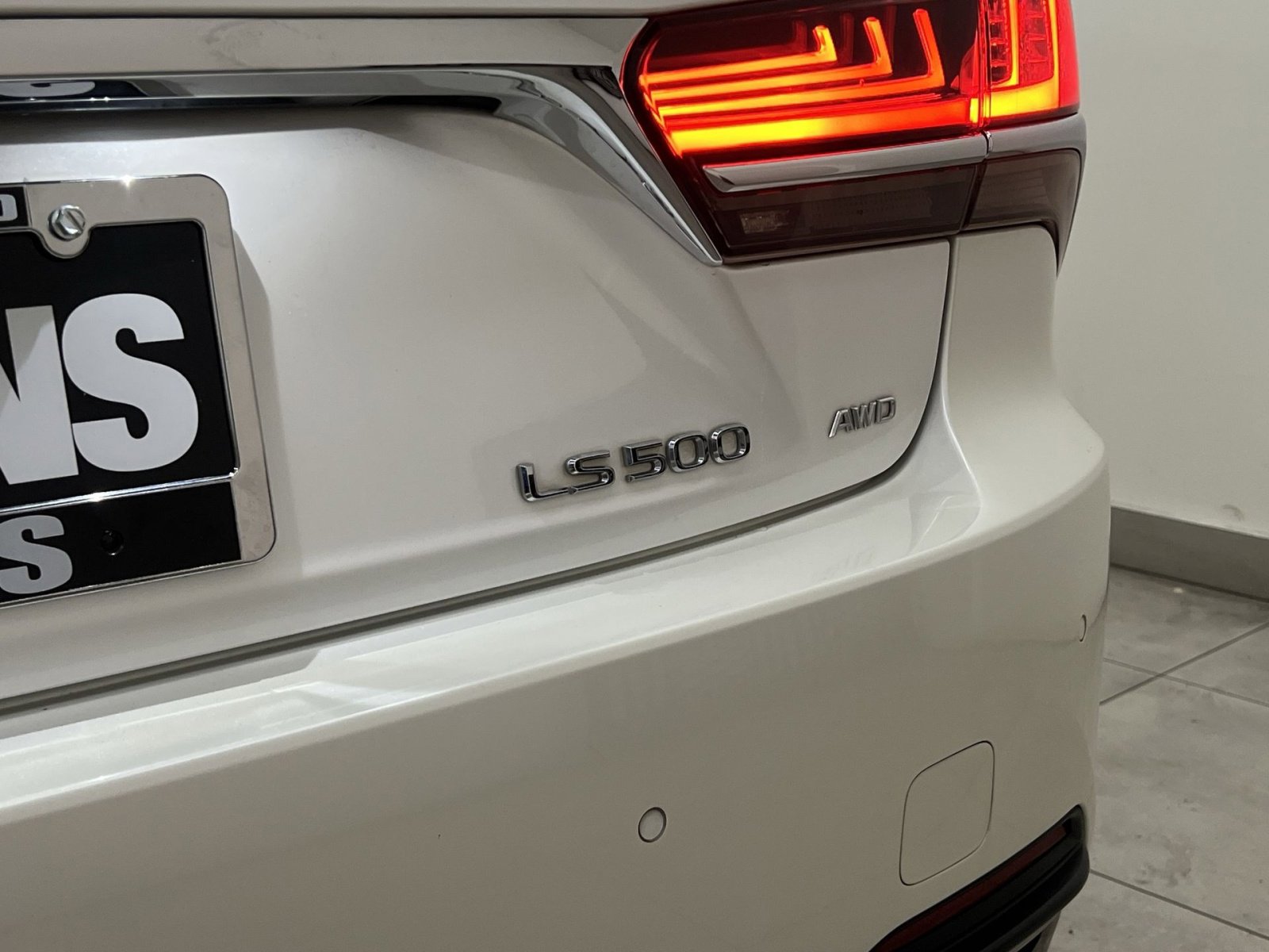 Used 2018 Lexus LS 500 AWD image 30