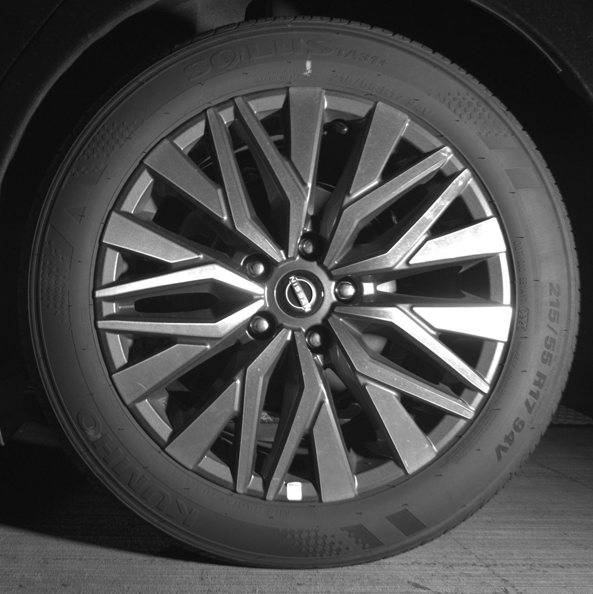 Used 2025 Nissan Altima 2.5 SV image 14