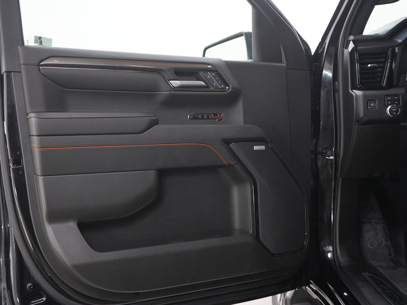 Used 2023 GMC Sierra 1500 AT4 w/ Technology Package AWD/4WD image 20