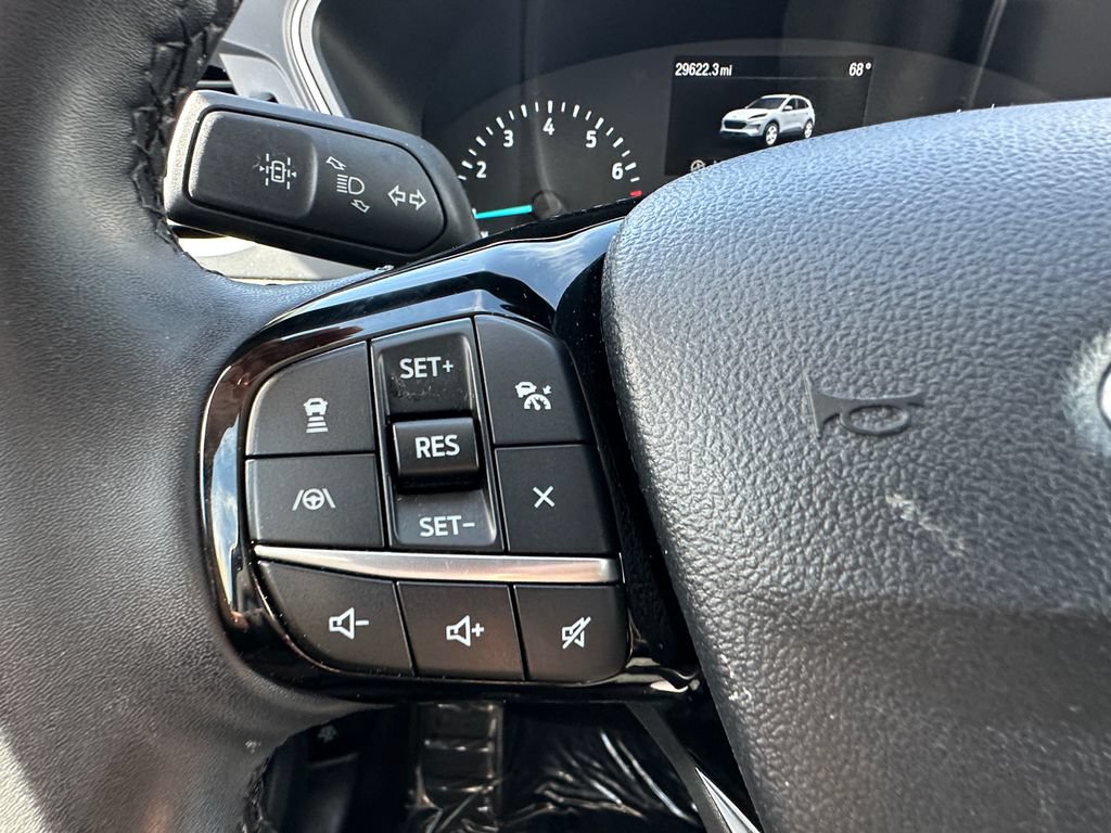 Used 2022 Ford Escape SEL FWD image 29