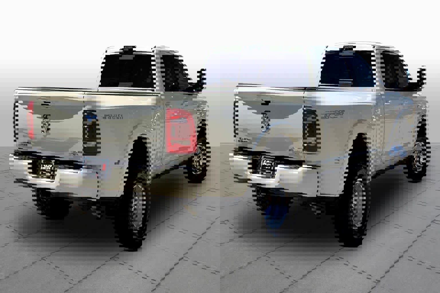 Used 2022 RAM 3500 Laramie image 12