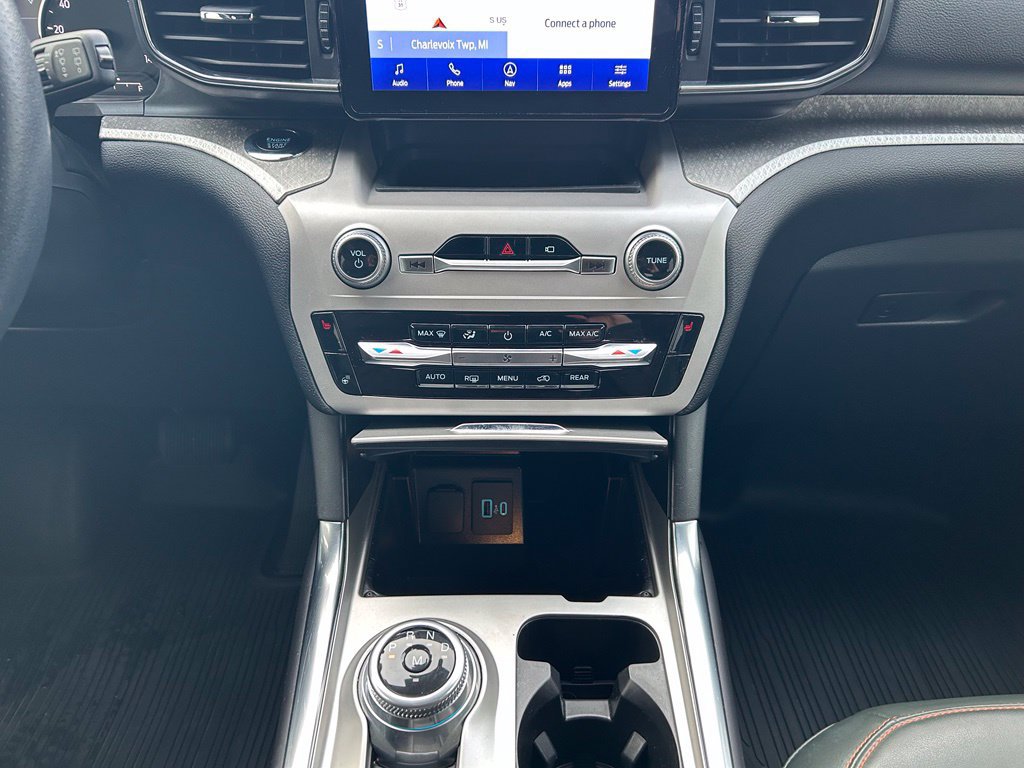 Used 2023 Ford Explorer Timberline w/ Timberline Technology Package AWD/4WD image 18