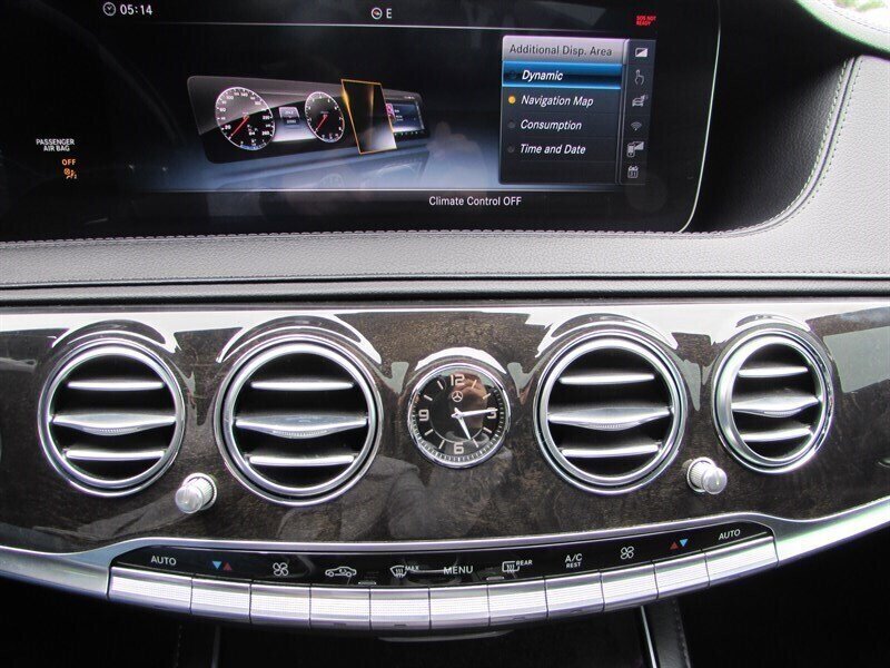 Used 2018 Mercedes-Benz S 560 Sedan image 19